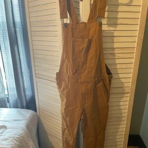 “Men’s” overalls but they fit a size small women’s.